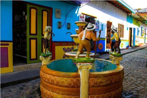 Hotel Villa Guatapé エクステリア 写真